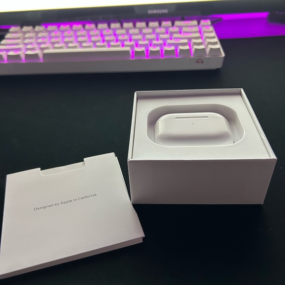 Air pods pro gen 1 - Picture 4 of 7